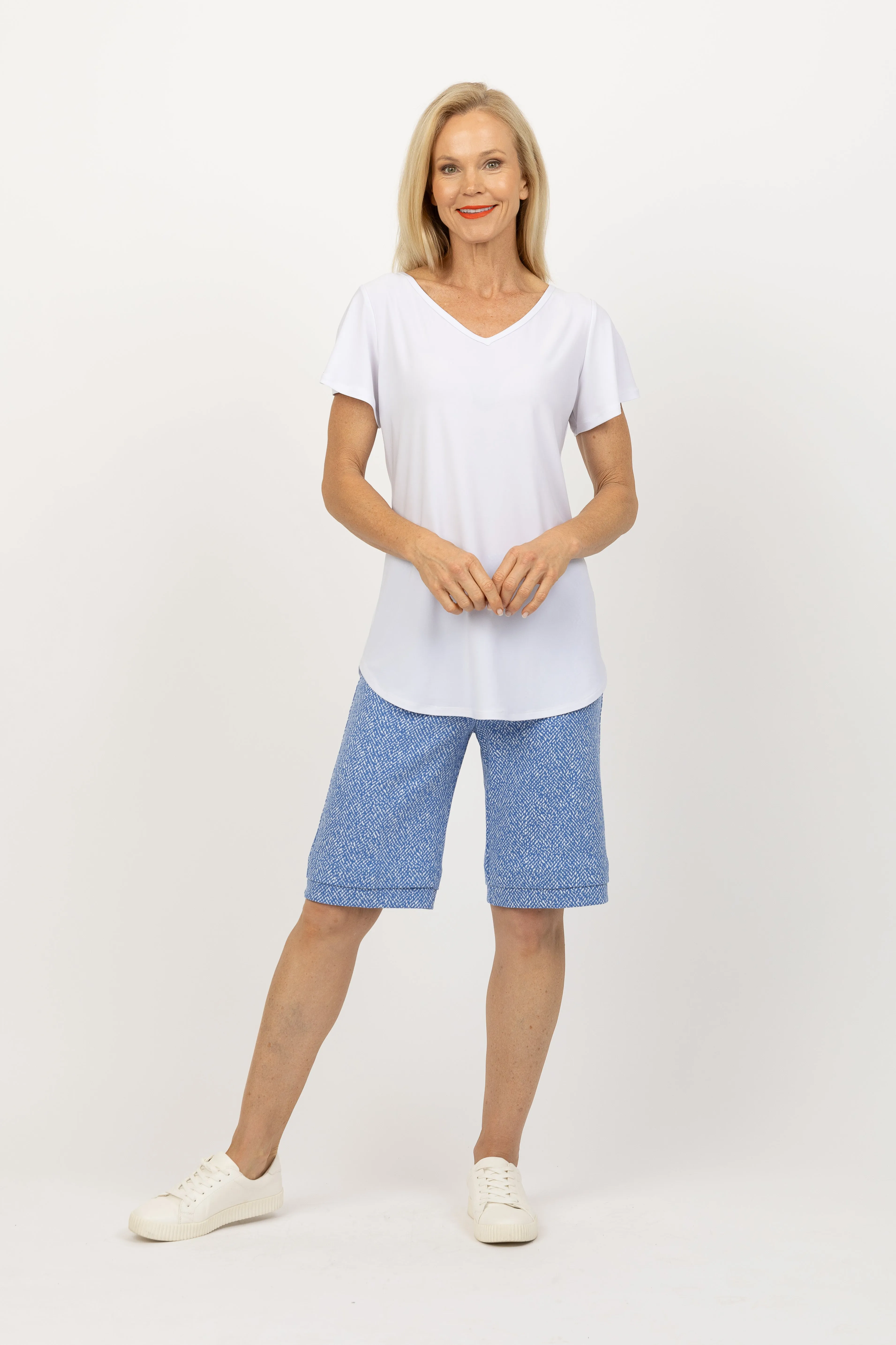 4175 Manhattan Cuff Short - Emery Blue