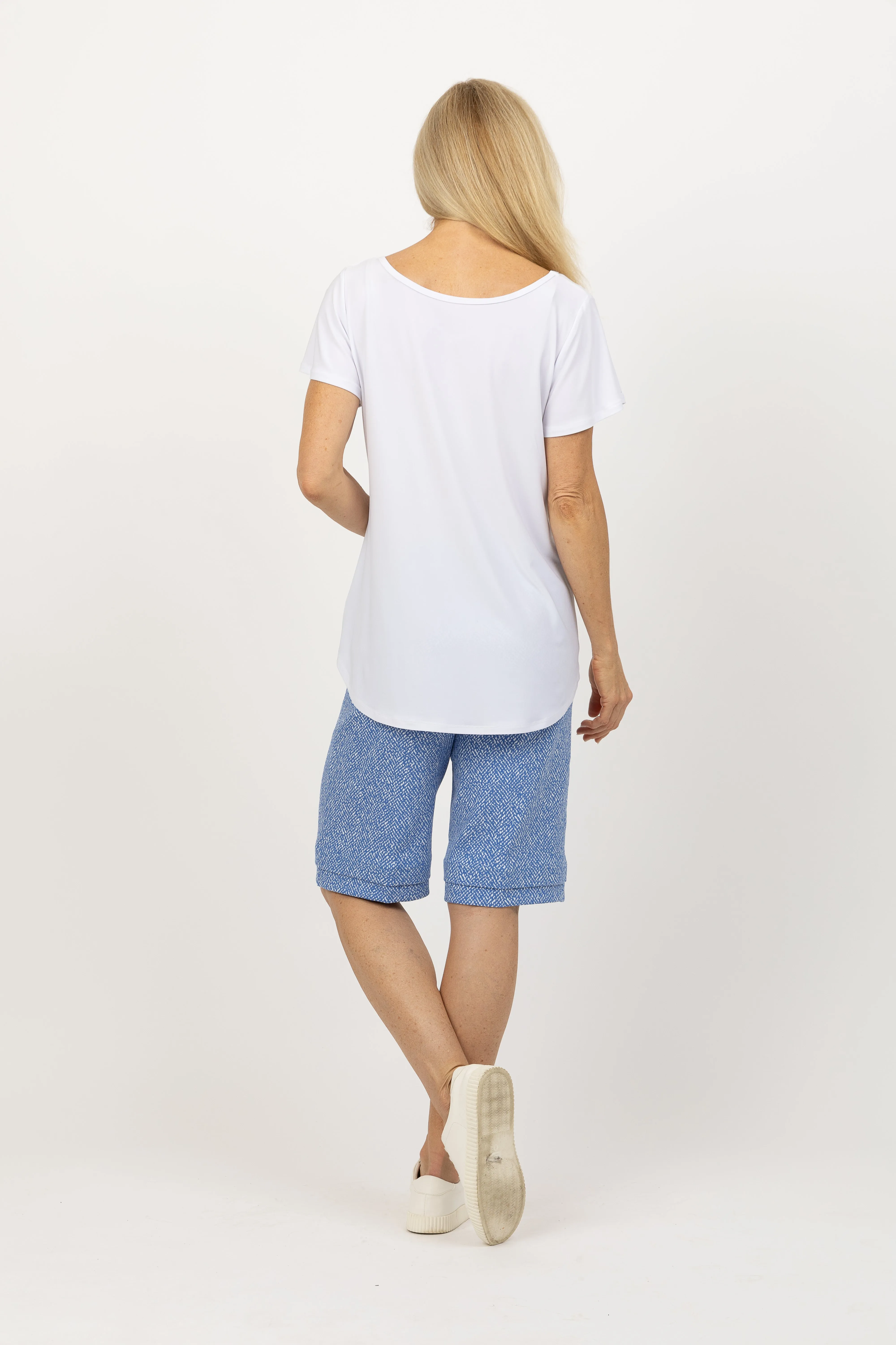 4175 Manhattan Cuff Short - Emery Blue