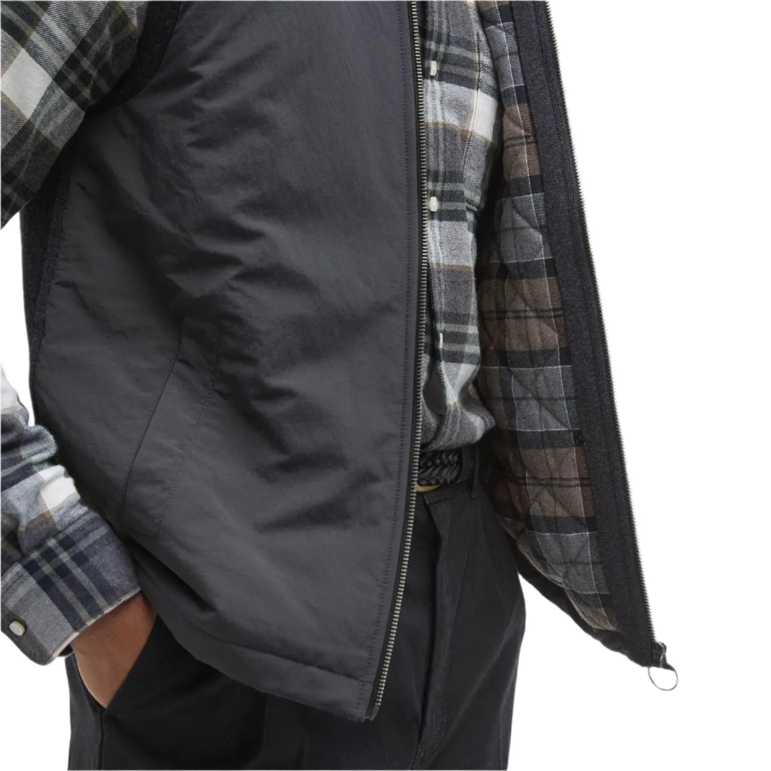 Barbour Leyburn Knitted Gilet In Black Carbon