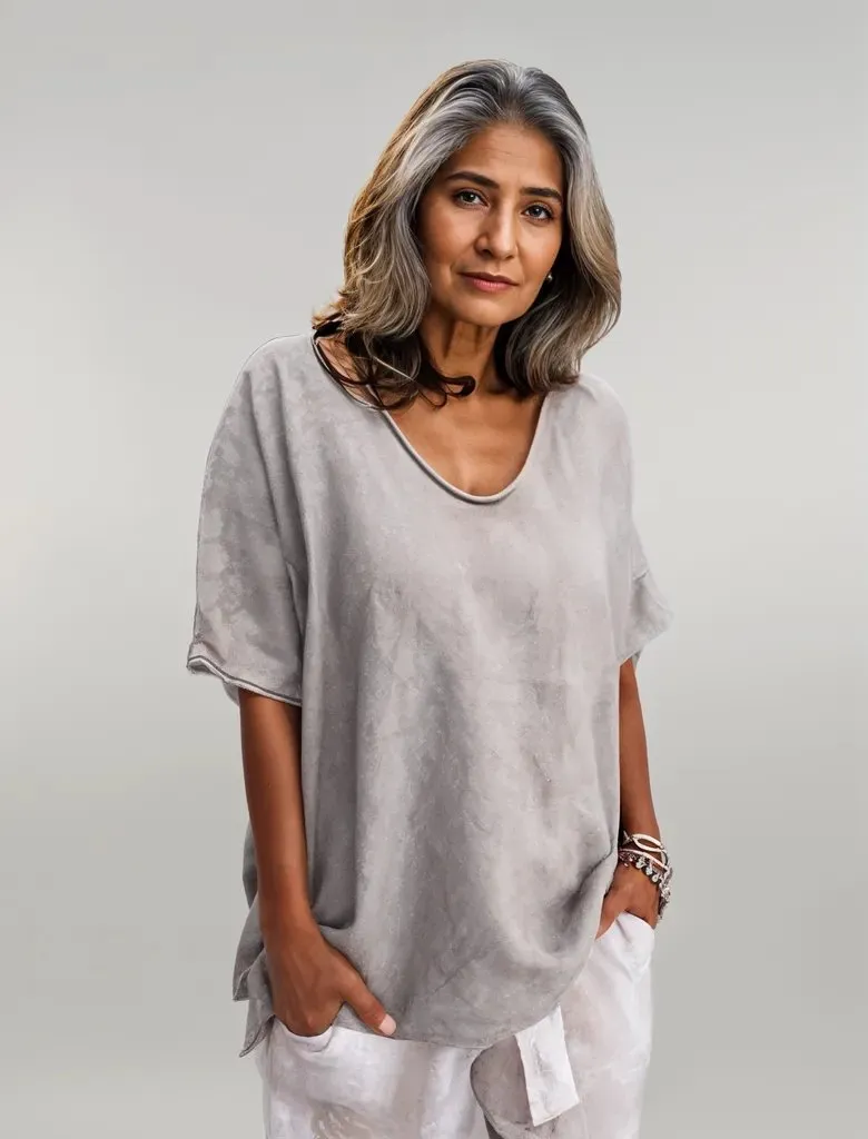 Bridget | Soft loose-fit shirt - 1   1 FREE