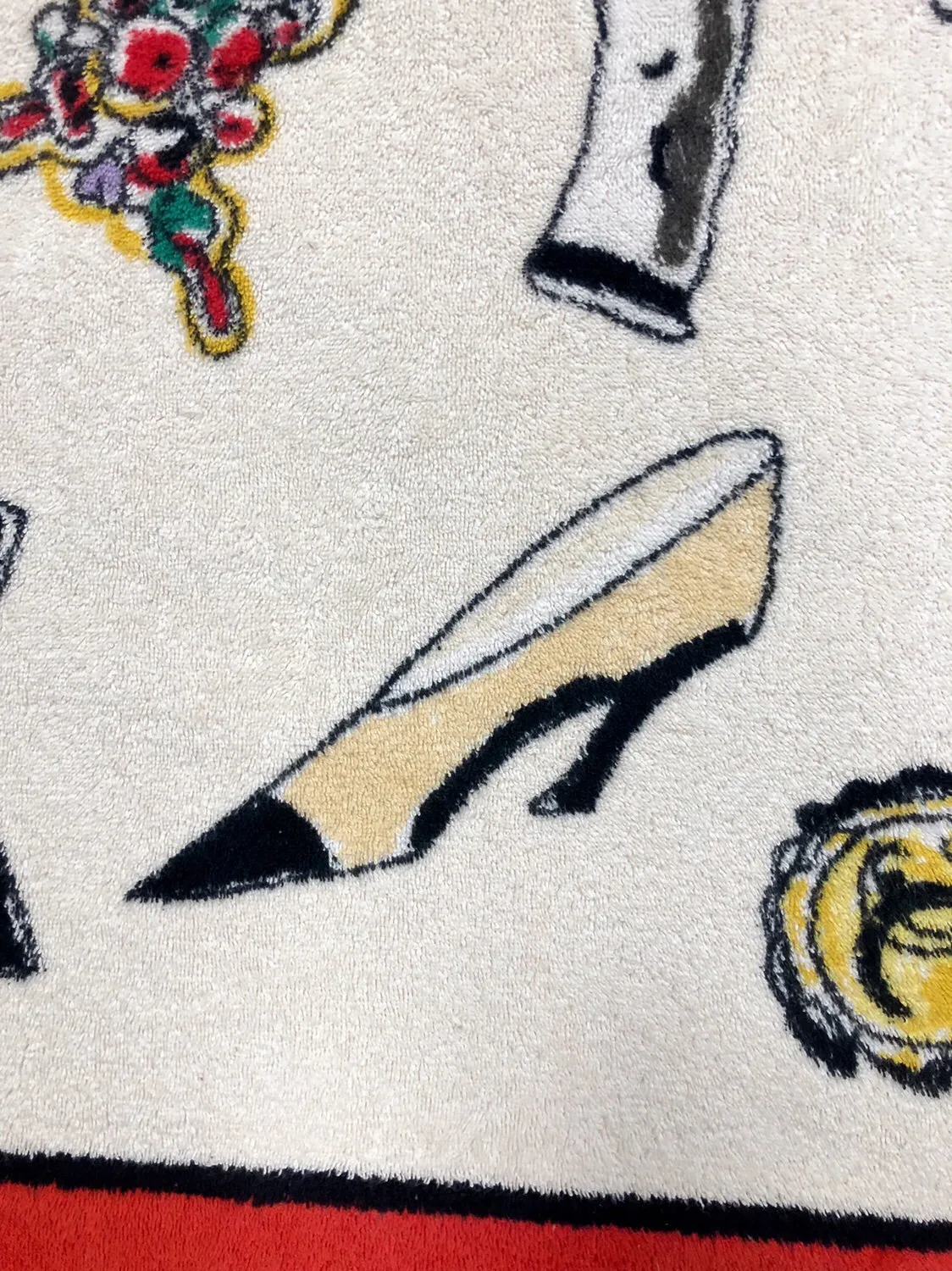 Chanel Vintage Icon Print Towels