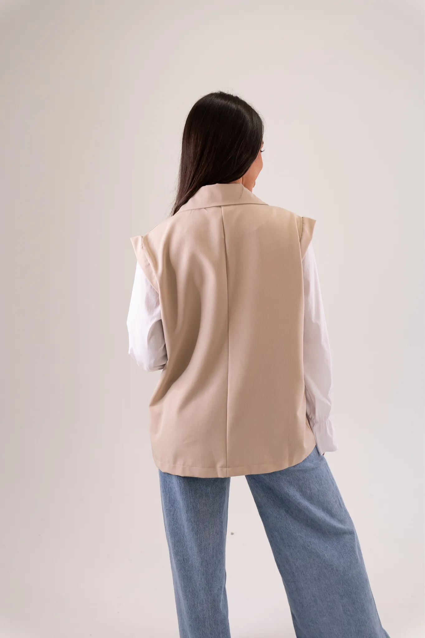 Leah Contrast Sleeve Blazer In Neutral