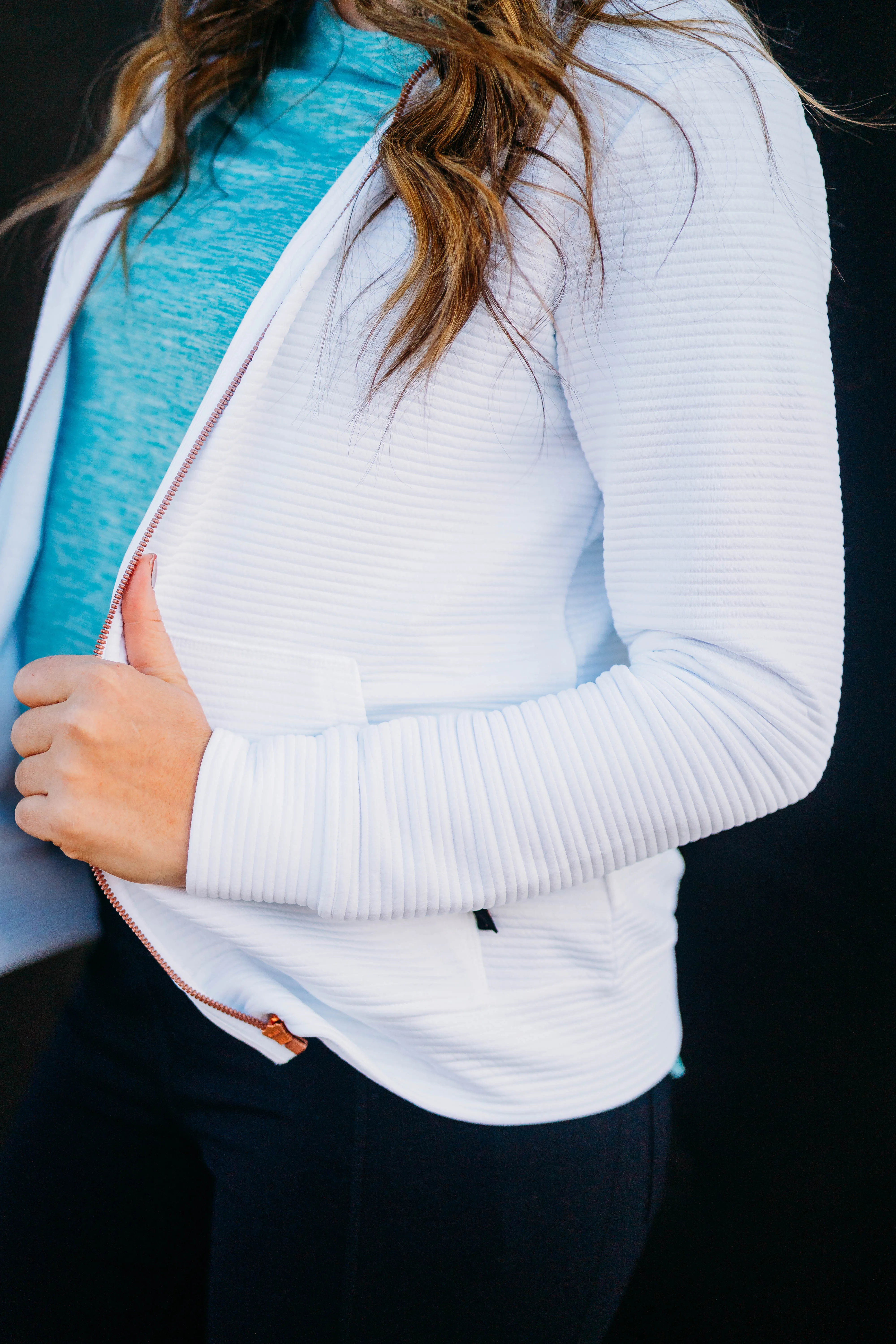 Skechers: The Hoodless Hoodie GO WALK Everywhere Jacket in White