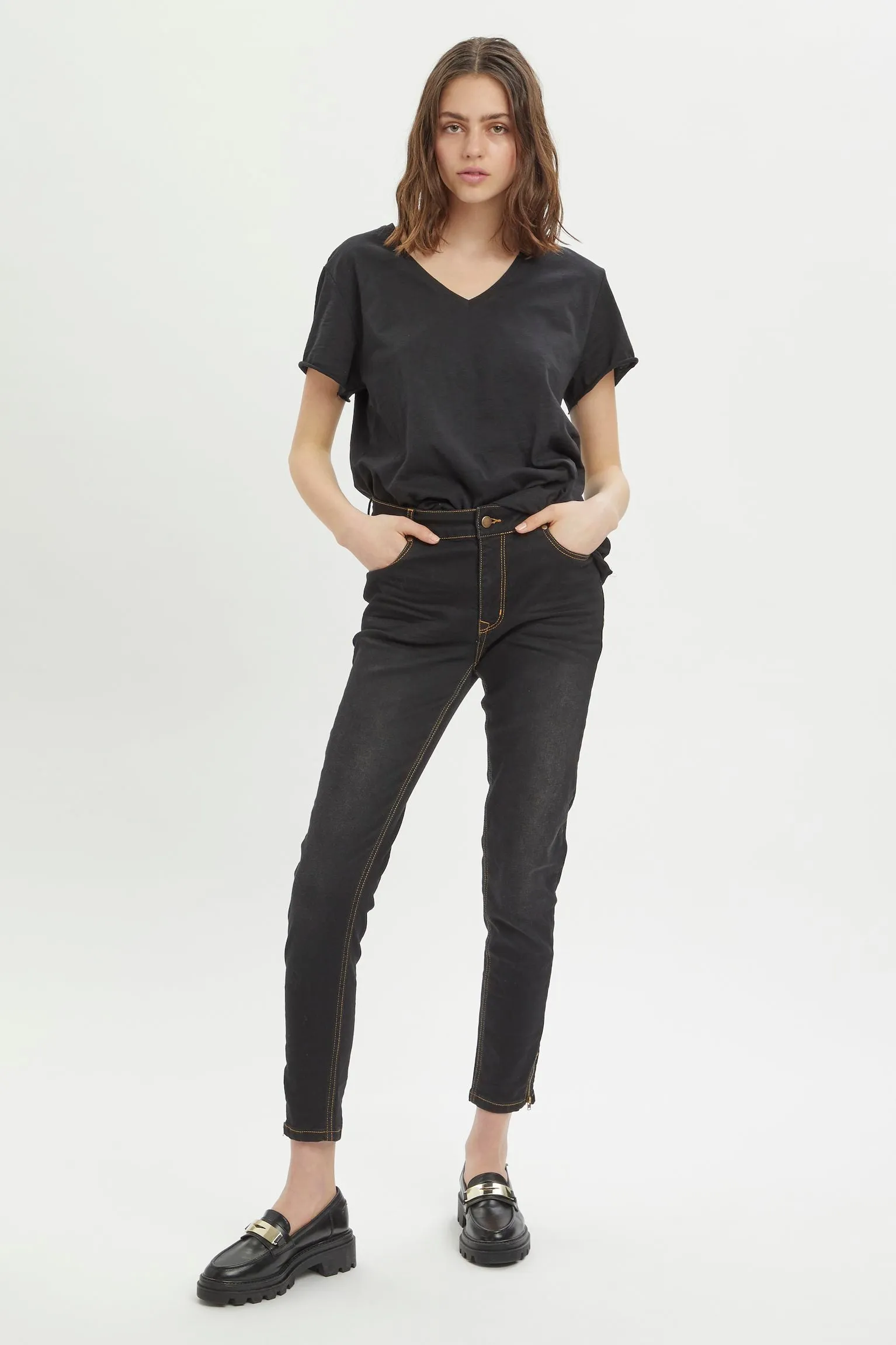 The V-tee slub yarn jersey